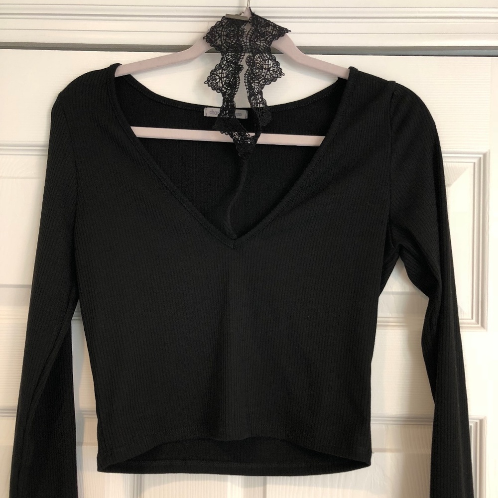 Black long sleeve crop top with lace choker top